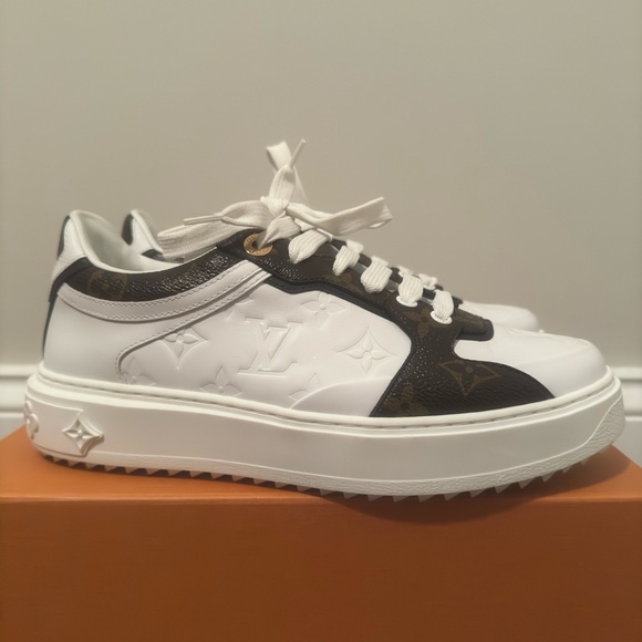 LOUIS VUITTON Time Out Sneaker White - Size 8 ** WORN ONCE - Picture 7 of 8
